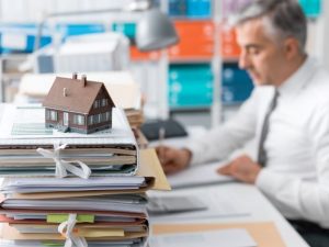 Conveyancing Firms Fall To Lowest Levels Since 2011