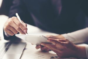 IWG launches consultation on the electronic execution of documents